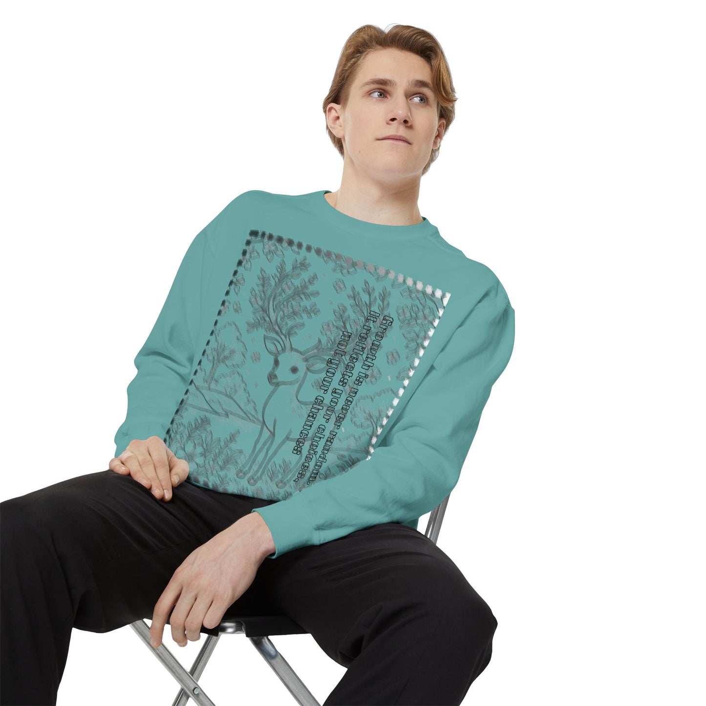 Stylish Unisex Sweatshirt with Deer Design, Cozy Autumn Loungewear, Gift for Him/Her, Perfect for Holidays, Nature Lovers